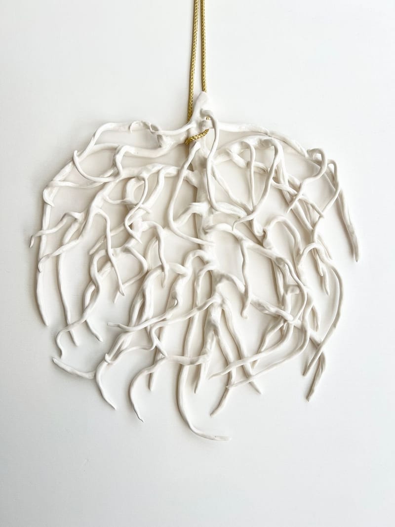 Precious Roots wallsculpture porselein 30 x 30 cm