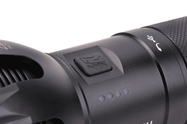 Suchscheinwerfer LED Taschenlampe NEXTORCH Saint Torch 30 -  5'600 Lumen, Bild 8