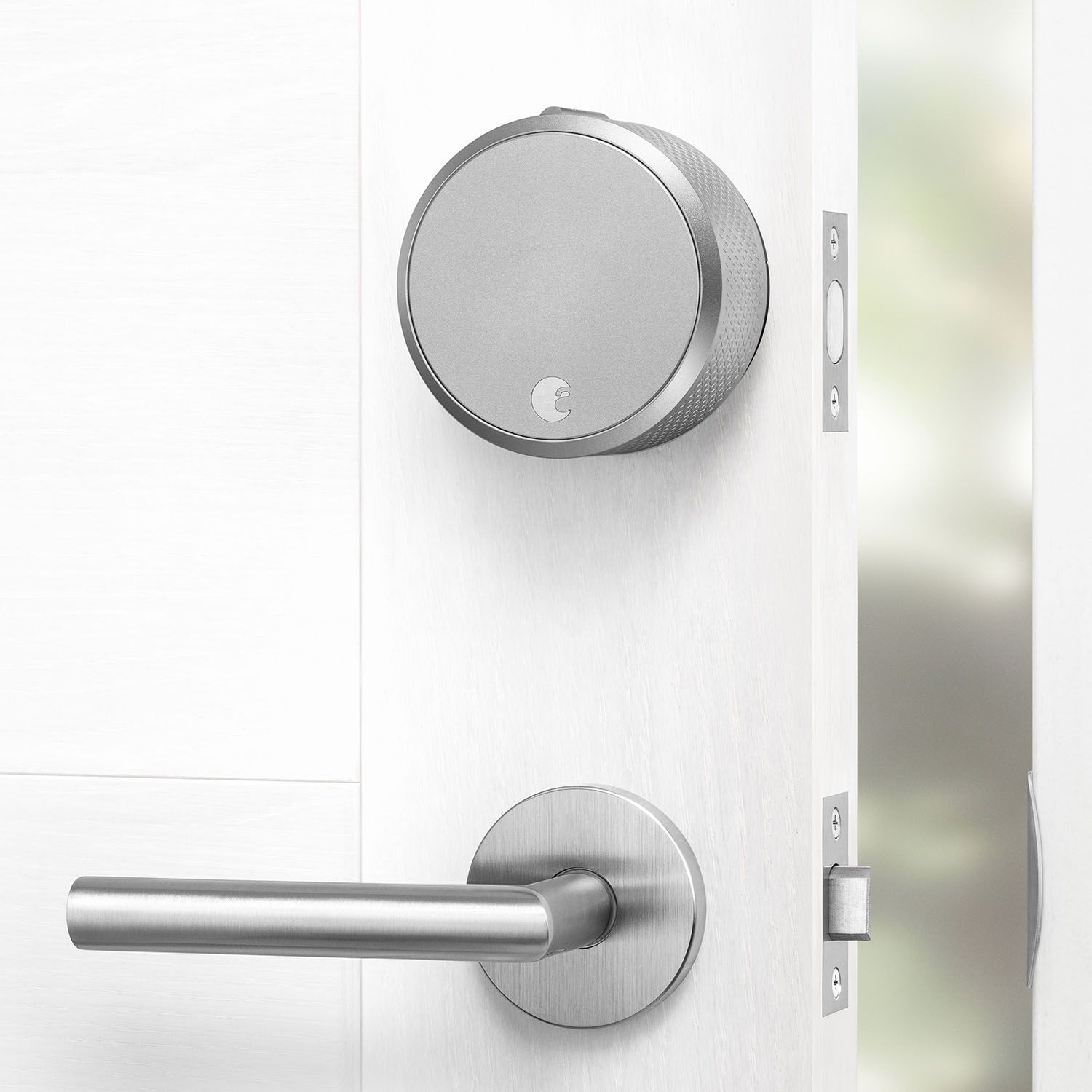 Nuki Smart Lock Pro – Electronic door lock with integrated remote