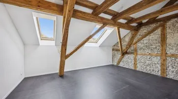 Exklusive 5.5-Zimmer-Dach-Maisonette mit Charme