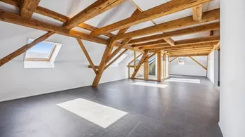 Exklusive 5.5-Zimmer-Dach-Maisonette mit Charme