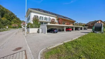 Exklusive 5.5-Zimmer-Dach-Maisonette mit Charme