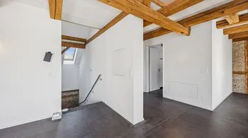 Exklusive 5.5-Zimmer-Dach-Maisonette mit Charme