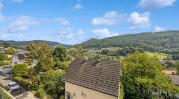 Naturnah wohnen, modern leben: Exklusives 5.5-Zimmer-Haus