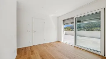 Naturnah wohnen, modern leben: Exklusives 5.5-Zimmer-Haus