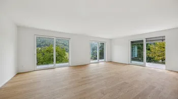 Naturnah wohnen, modern leben: Exklusives 5.5-Zimmer-Haus