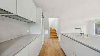 Naturnah wohnen, modern leben: Exklusives 5.5-Zimmer-Haus