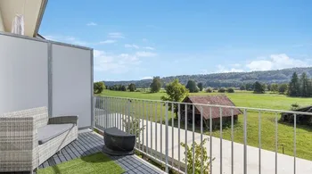 Moderne 3.5-Zi.-Wohnung mit 18 m² Balkon in Bollodingen