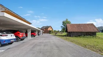 Moderne 3.5-Zi.-Wohnung mit 18 m² Balkon in Bollodingen