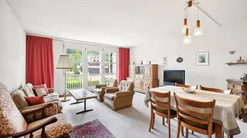 Schöne Wohnung mit grosszügigem Balkon