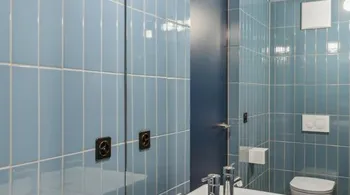 Luxuriöses Townhouse-Wohnen mit atemberaubendem Atrium und modernem Design