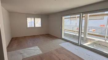 Hochwertige Neubauwohnung mit geräumigem Balkon in Schaffhausen