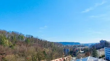 Exklusive Neubauwohnung mit beeindruckendem Weitblick und Komfort