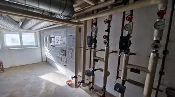 22-Zimmer Renditeobjekt in Glovelier – Einmalige Gelegenheit