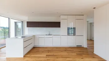 Moderne 3.5-Zimmer-Minergie-Attikawohnung mit grosser Terrasse