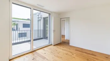 Moderne 3.5-Zimmer-Minergie-Attikawohnung mit grosser Terrasse