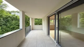 Erstbezug mit modernstem Komfort und stilvollem Ambiente - W14