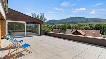 4.5-Zi.-Terrassenwohnung mit Weitblick in Beggingen 