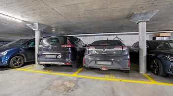 Moderne 4.5-Zimmer-Attika mit Terrassen in Weiach