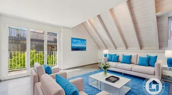 Lichtdurchflutet und grosszügige Maisonette