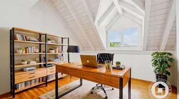 Lichtdurchflutet und grosszügige Maisonette