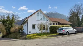 Ihr neues Zuhause: ruhig gelegen, grosszügig und voller Möglichkeiten!