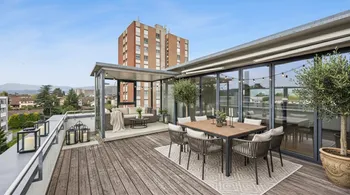 Exklusive Attika mit 5.5 Zimmern und Panoramablick im Hübeliacker Suhr