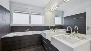 Exklusive Attika mit 5.5 Zimmern und Panoramablick im Hübeliacker Suhr