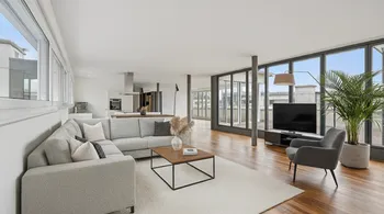 Exklusive Attika mit 5.5 Zimmern und Panoramablick im Hübeliacker Suhr