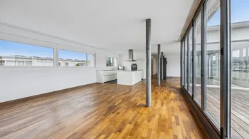 Exklusive Attika mit 5.5 Zimmern und Panoramablick im Hübeliacker Suhr