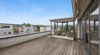 Exklusive Attika mit 5.5 Zimmern und Panoramablick im Hübeliacker Suhr