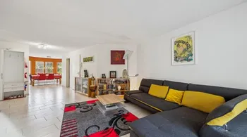 Diese charmante 4.5-Zimmer-Wohnung in Aarburg