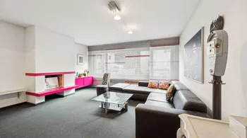 Vielseitiges Wohn- und Geschäftshaus - Oberentfelden, 10 Zimmer