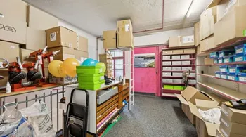 Vielseitiges Wohn- und Geschäftshaus - Oberentfelden, 10 Zimmer