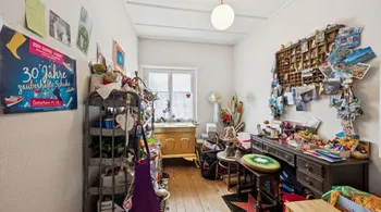 Vielseitiges Wohn- und Geschäftshaus - Oberentfelden, 10 Zimmer