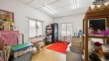 Vielseitiges Wohn- und Geschäftshaus - Oberentfelden, 10 Zimmer