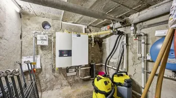 Vielseitiges Wohn- und Geschäftshaus - Oberentfelden, 10 Zimmer