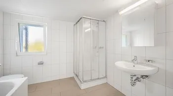 Voll vermietetes Generationenhaus mit Remise inmitten in der Natur