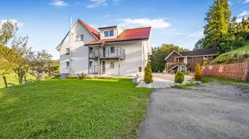 Voll vermietetes Generationenhaus mit Remise inmitten in der Natur