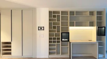 Luxeriöse 2.5- Zimmer-Gartenwohnung in Zürich