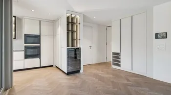 Neubau:2.5-Zimmer-Gartenwohnung mit privatem Aussenbereich in Oerlikon