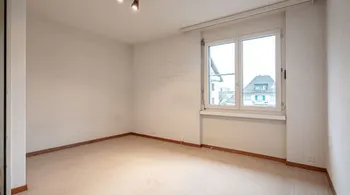 Zentral & günstig: 4.5-Zi.-Wohnung mit Lift in Köniz