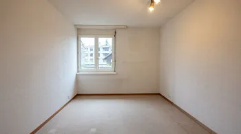 Zentral & günstig: 4.5-Zi.-Wohnung mit Lift in Köniz