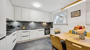 5.5-Zimmer-Reihenhaus mit grosser Terrasse