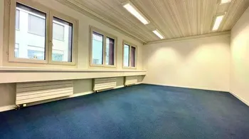 212 m² Bürofläche mit Fensterfront in Aarau mieten
