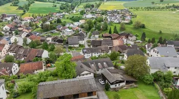Mehrfamilienhaus mit 3 Einheiten, freie Aussicht in Schupfart