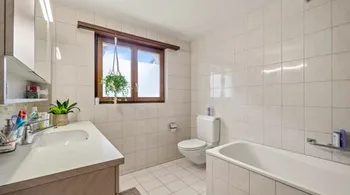 Mehrfamilienhaus mit 3 Einheiten, freie Aussicht in Schupfart