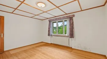 Mehrfamilienhaus mit 3 Einheiten, freie Aussicht in Schupfart