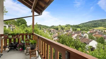 Mehrfamilienhaus mit 3 Einheiten, freie Aussicht in Schupfart