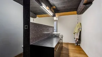 Charmantes 5.5-Zi.-Doppeleinfamilienhaus in Küttigen